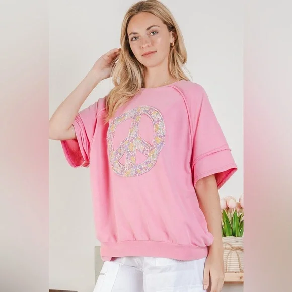 BV05 Bluevelvet Pink Floral Peace Sign Oversized Tee - Picture 2 of 3